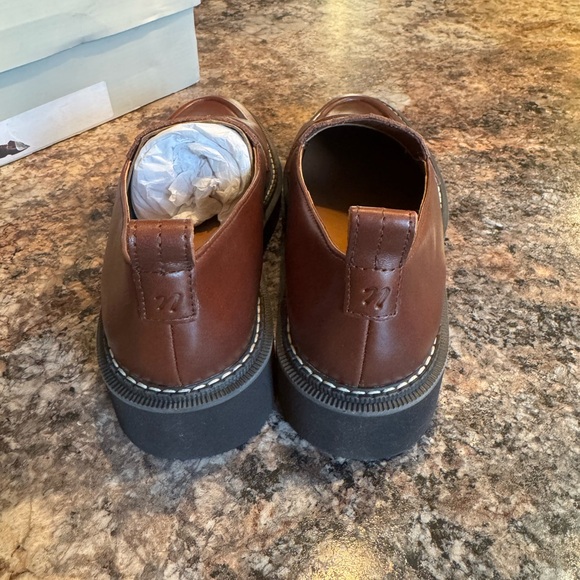 Naturalizer Shawna Leather Penny Loafers. - Picture 4 of 6